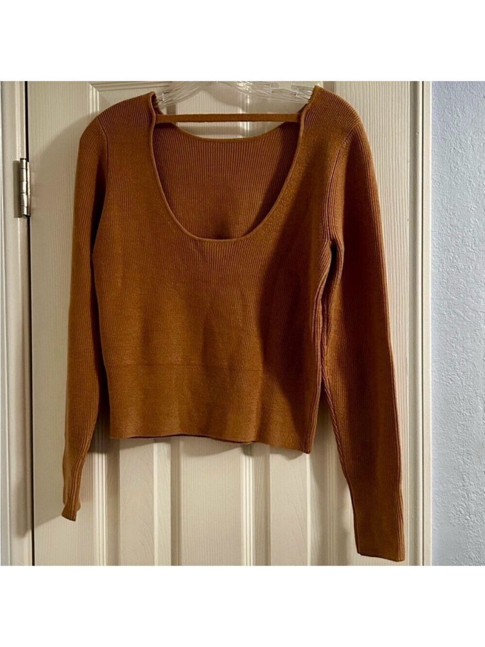 French Connection Ribbed Knit Scoop Back Sweater Caramel Women’s S - Picture 4 of 8